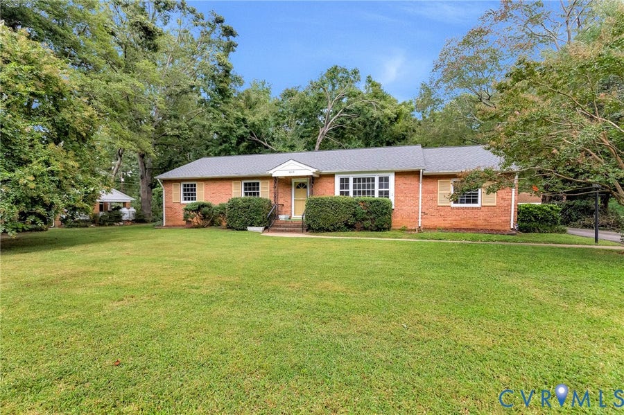 Property photo for 5215 Sprucewood Avenue, North Chesterfield, VA