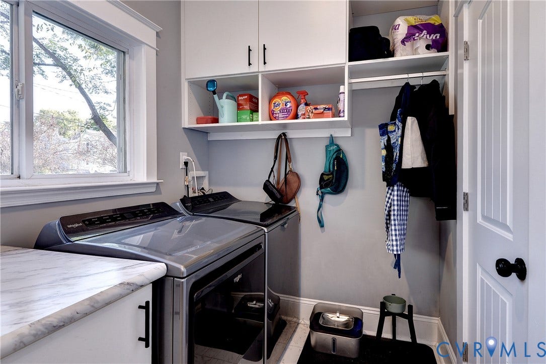 LOts of cabinet storage