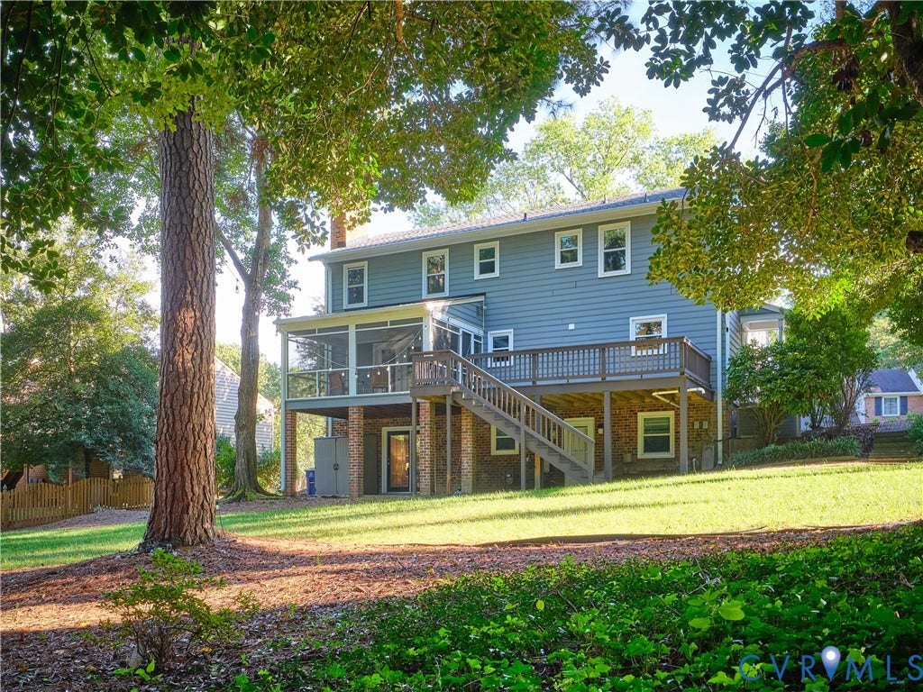 1708 Windingridge Court, Henrico, VA 23238 Expansive yard.