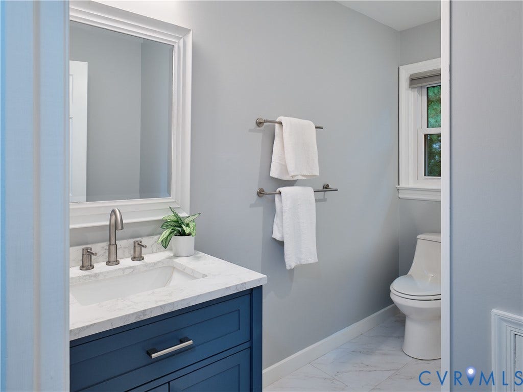 1708 Windingridge Court, Henrico, VA 23238 Gorgeous renovated guest bathroom.