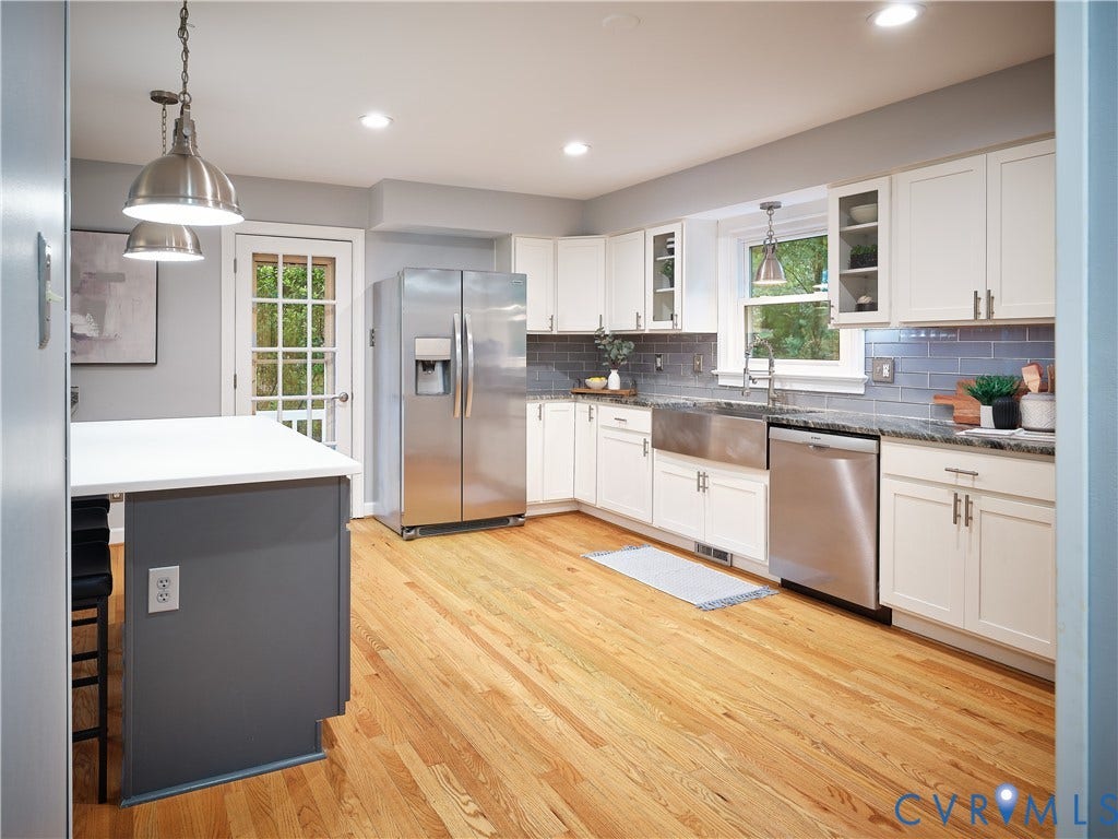1708 Windingridge Court, Henrico, VA 23238 With all this space, you can't have too many cooks in this kitchen.
