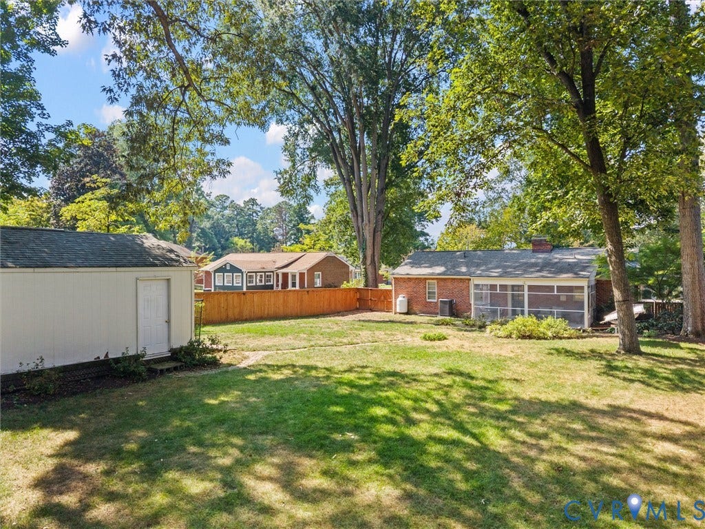 2419 Pineway Drive, Shirley Hills, Richmond, VA 23225 Yard and Garage