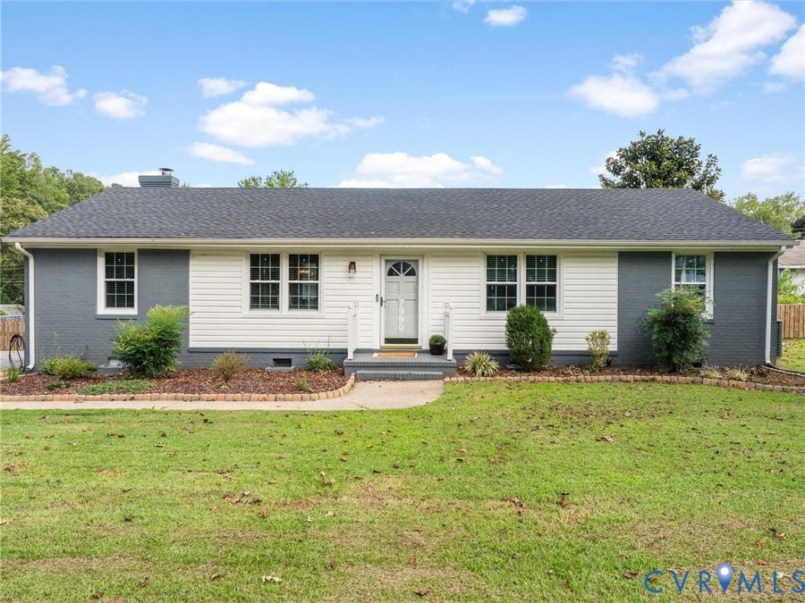 Property photo for 7990 Meadow Drive, Mechanicsville, VA