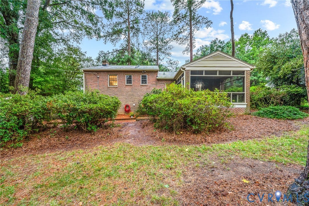 7548 Piney Branch Road, Stratford Hills, Richmond, VA 23225 Brick exterior with multiple windows
