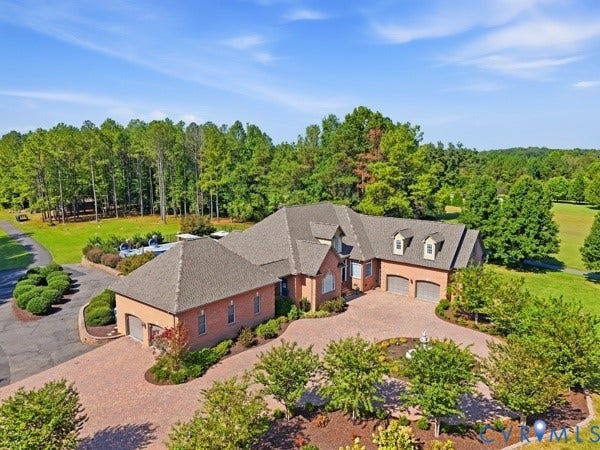 Property photo for 6101 Woodpecker Road, Chesterfield, VA