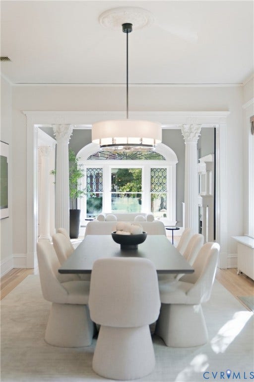 1848 W Grace Street, Historic W. Grace Street, Richmond, VA 23220 Recessed archway with fluted columns