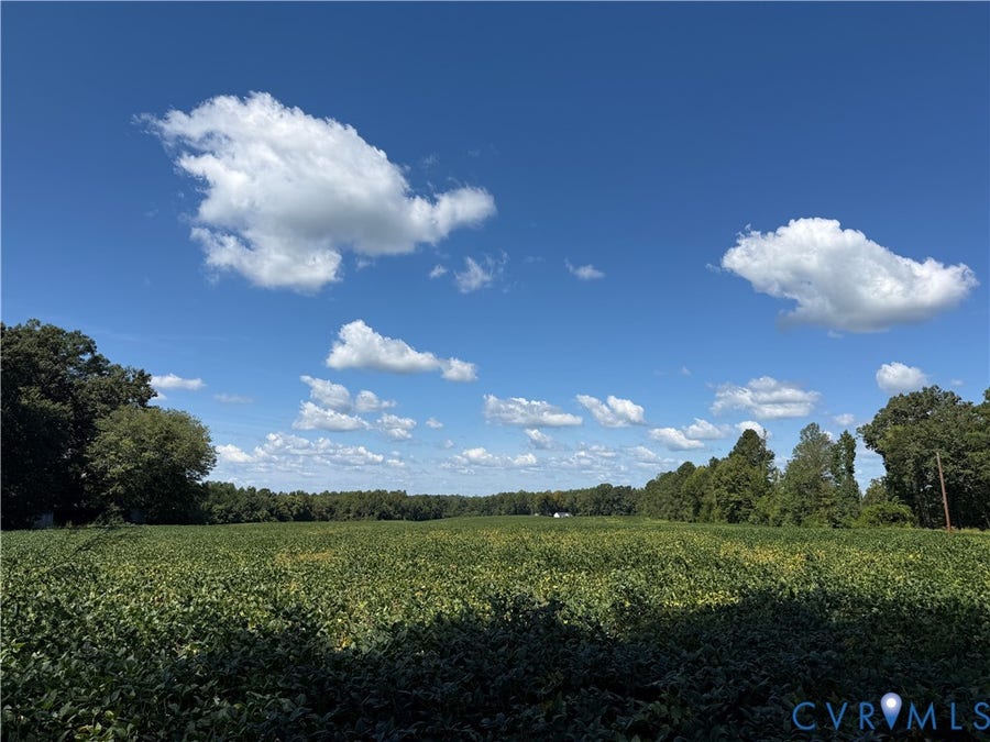 Property photo for 17471 Hewlett Road, Beaverdam, VA