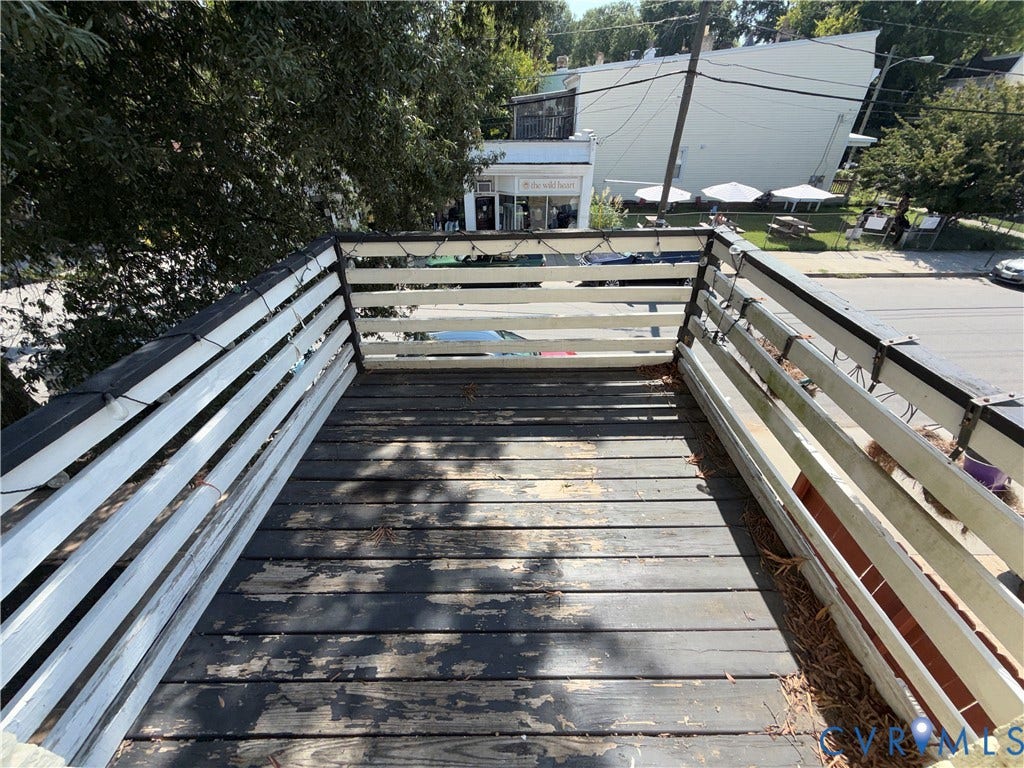 114 S Addison Street, #Upper, Richmond, VA 23220 Front deck
