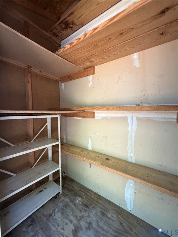 1838 Timberly Waye, Henrico, VA 23238 Spacious storage shed!