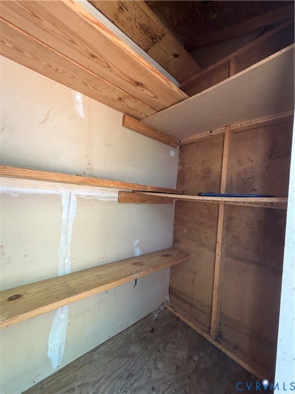1838 Timberly Waye, Henrico, VA 23238 Spacious storage shed!