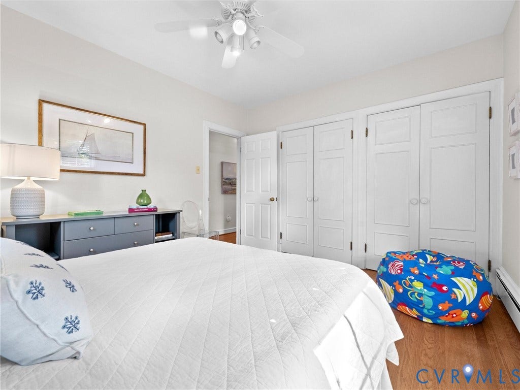 216 Ross Road, Westham Area, Henrico, VA 23229 Hardwood-finish flooring, built-in closet storage, ceiling fan with integrated lighting, white interior doors