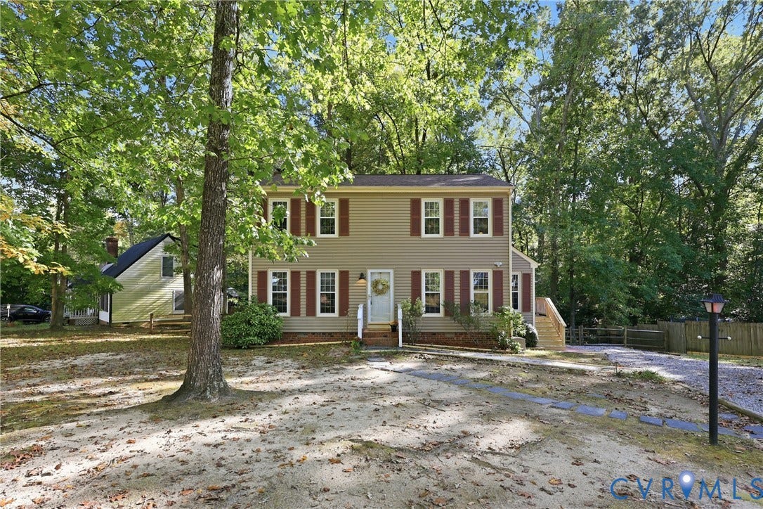 Welcome to 7717 Valencia Road