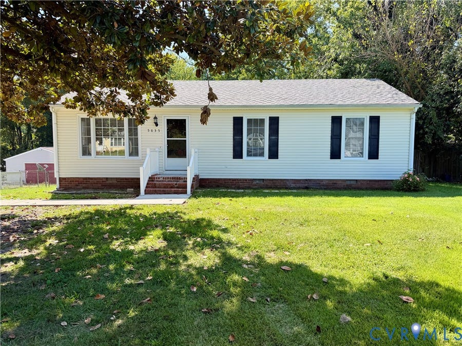 Property photo for 5835 Huntingcreek Drive, North Chesterfield, VA
