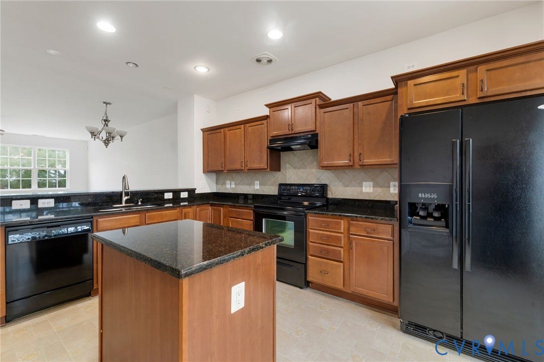 4813 Sapphire Drive, Midlothian, VA 23112 4813 Sapphire Drive, Midlothian, VA 23112