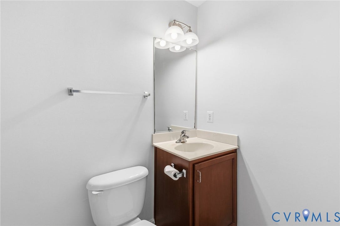 4813 Sapphire Drive, Midlothian, VA 23112 4813 Sapphire Drive, Midlothian, VA 23112