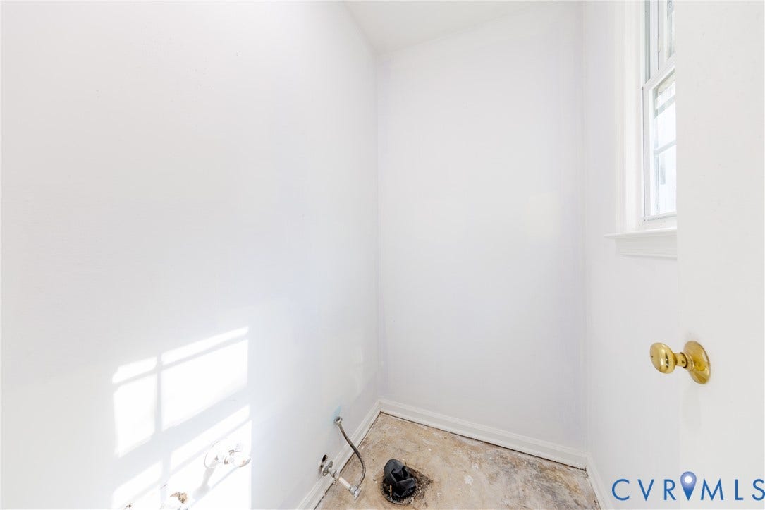 3720 Elsie Drive, Dinwiddie, VA 23803 3720 Elsie Drive, Dinwiddie, VA 23803