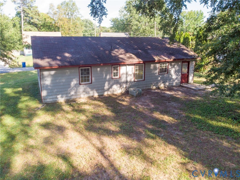 3720 Elsie Drive, Dinwiddie, VA 23803 3720 Elsie Drive, Dinwiddie, VA 23803