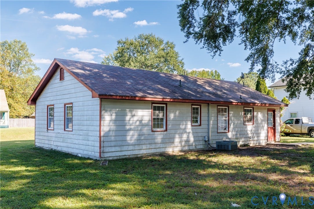 3720 Elsie Drive, Dinwiddie, VA 23803 3720 Elsie Drive, Dinwiddie, VA 23803