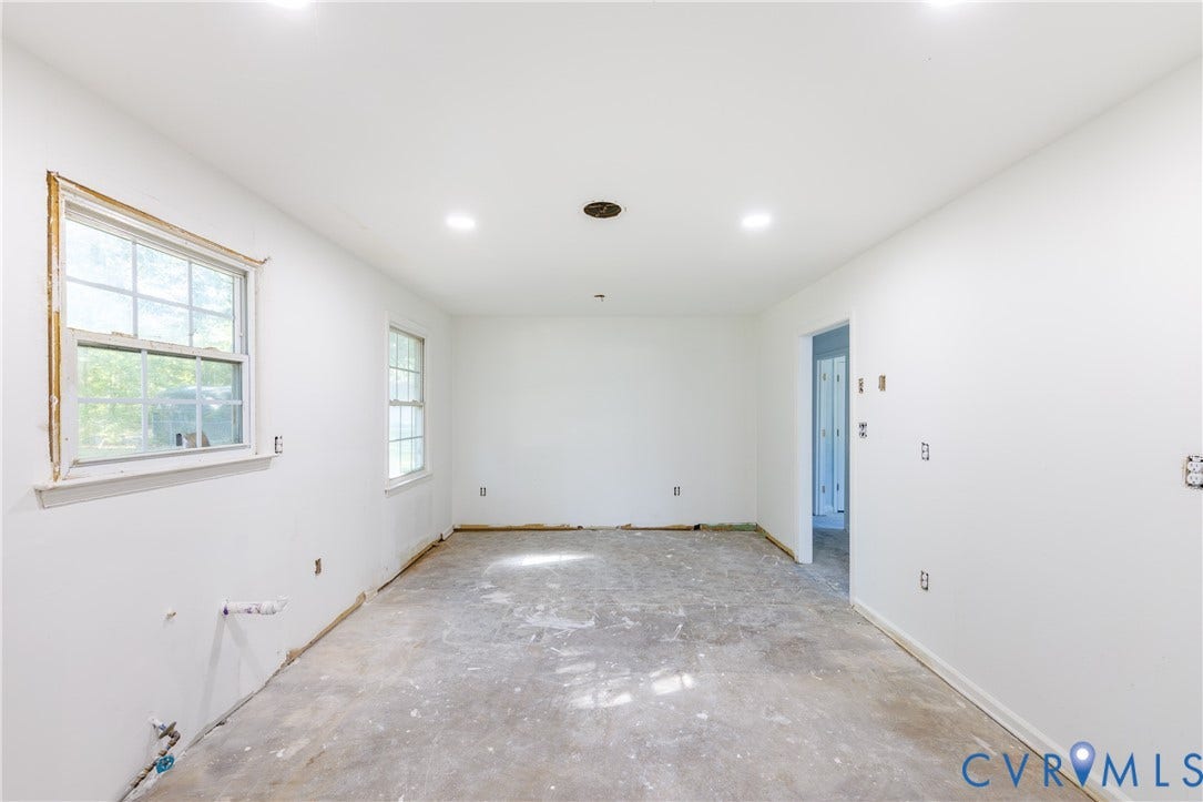 3720 Elsie Drive, Dinwiddie, VA 23803 3720 Elsie Drive, Dinwiddie, VA 23803
