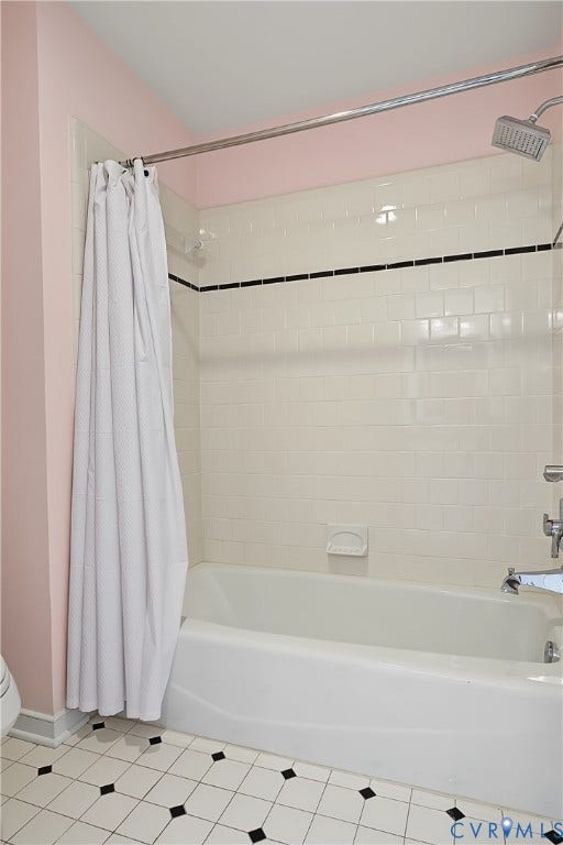 Hall bath, private watercloset and tub/shower