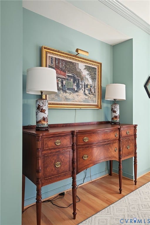 Buffet Nook