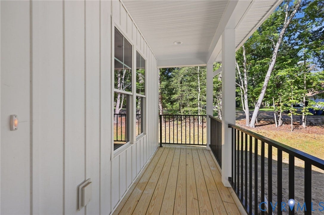 5305 Ecoff Avenue, Chester, VA 23831