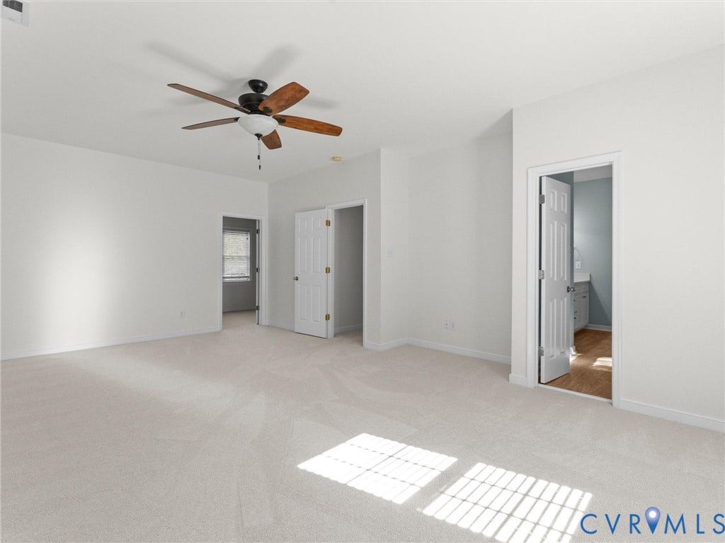 2354 Camelback Road, Maidens, VA 23102 Beautiful light, new carpet