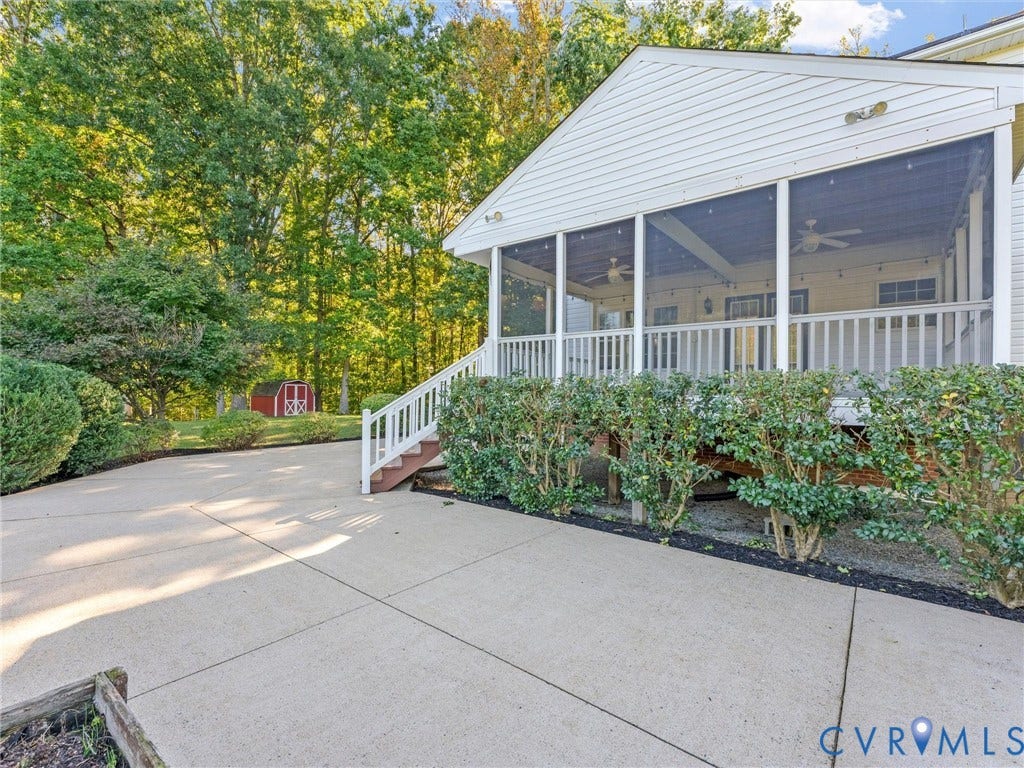 2354 Camelback Road, Maidens, VA 23102 2354 Camelback Road, Maidens, VA 23102