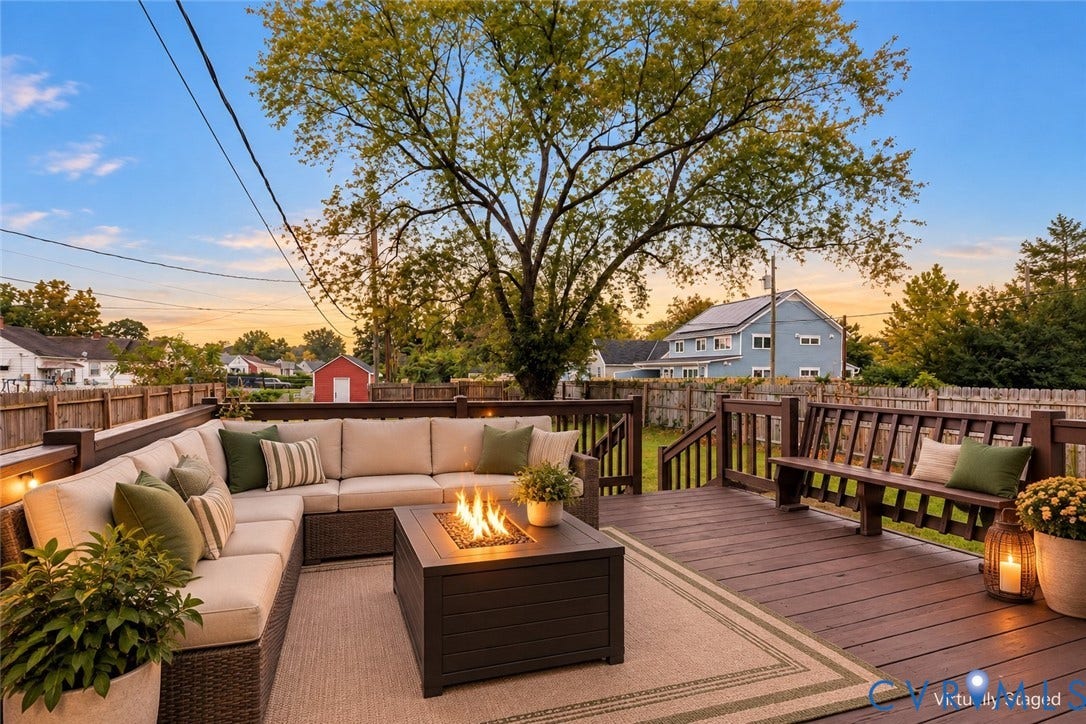 3504 Meadowbridge Road, Richmond, VA 23222 Virtually Staged -Spacious outdoor deck featuring wood flooring, a built-in bench, and perimeter railings