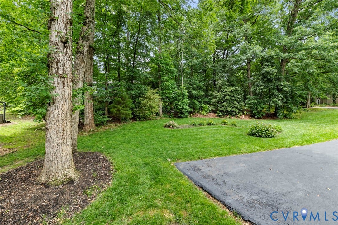 6401 Arbor Landing Drive, Chester, VA 23831