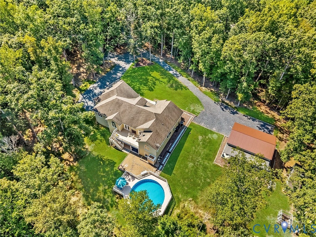 OVER 5,000 SQUARE FEET OF LIVING. THE IDEAL FARMETTE PROPERTY WITH MULTIGENERATIONAL LIVING