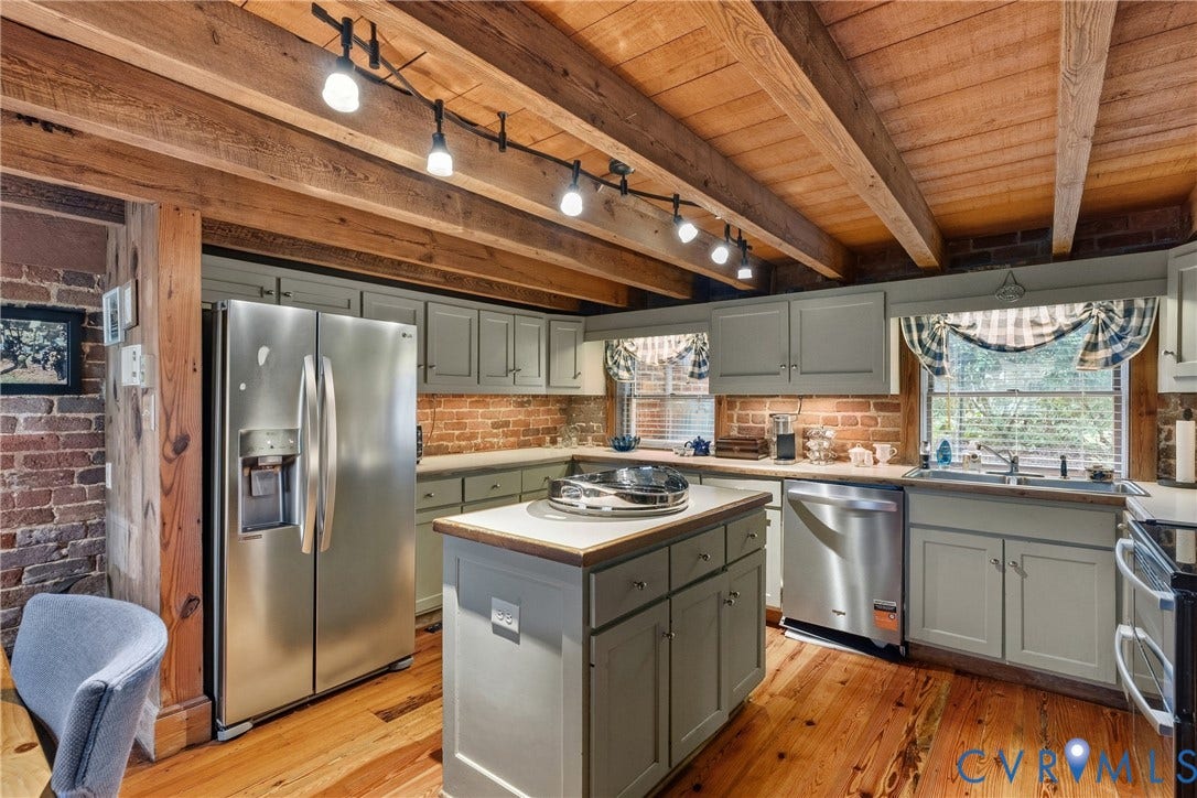 6800 New Kent Highway, Acreage, New Kent, VA 23124 6800 New Kent Highway, Acreage, New Kent, VA 23124