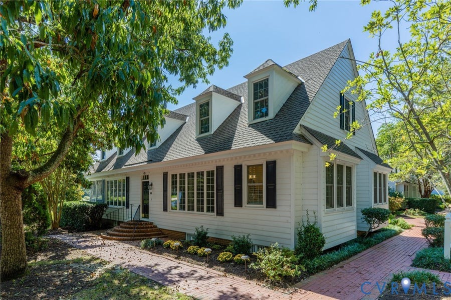 Property photo for 301 Dogleg Drive, Williamsburg, VA