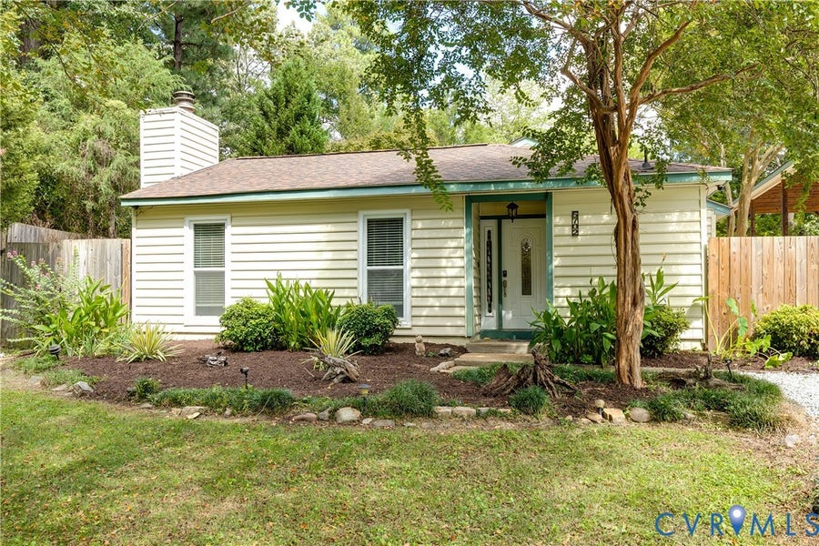 Property photo for 5702 Linda Road, Sandston, VA