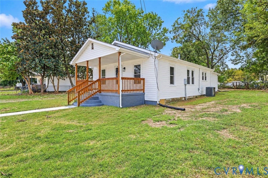 Property photo for 1308 Tabb Avenue, Hopewell, VA