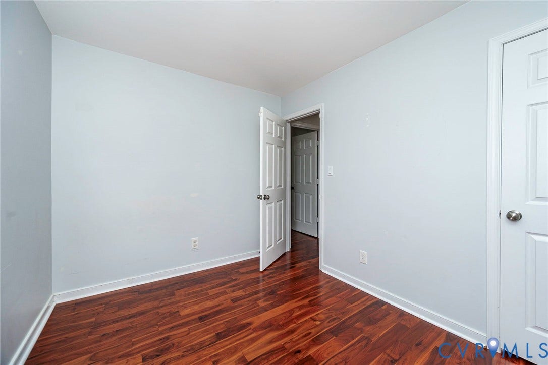 4605 English Cedar Court, Glen Allen, VA 23060 Wood-finish flooring with light blue walls and white trim