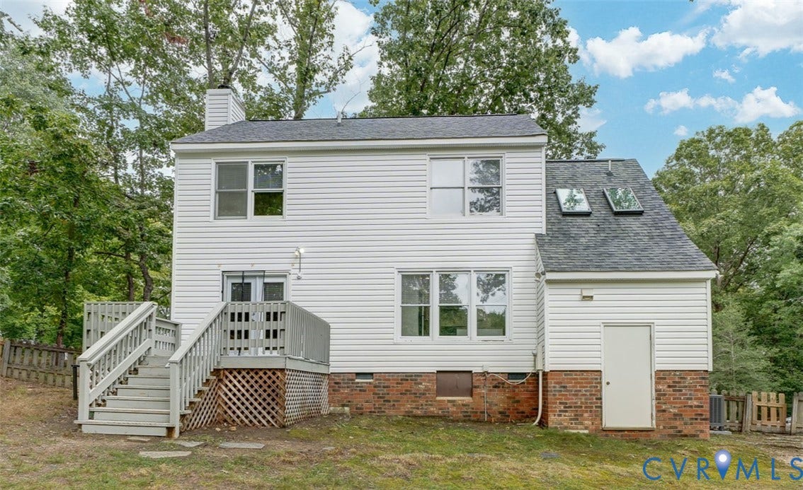 14 Redbridge Terrace, Shendoah Hills, Chesterfield, VA 23236 Large deck, with a large fenced yard perfect for playing at any age.