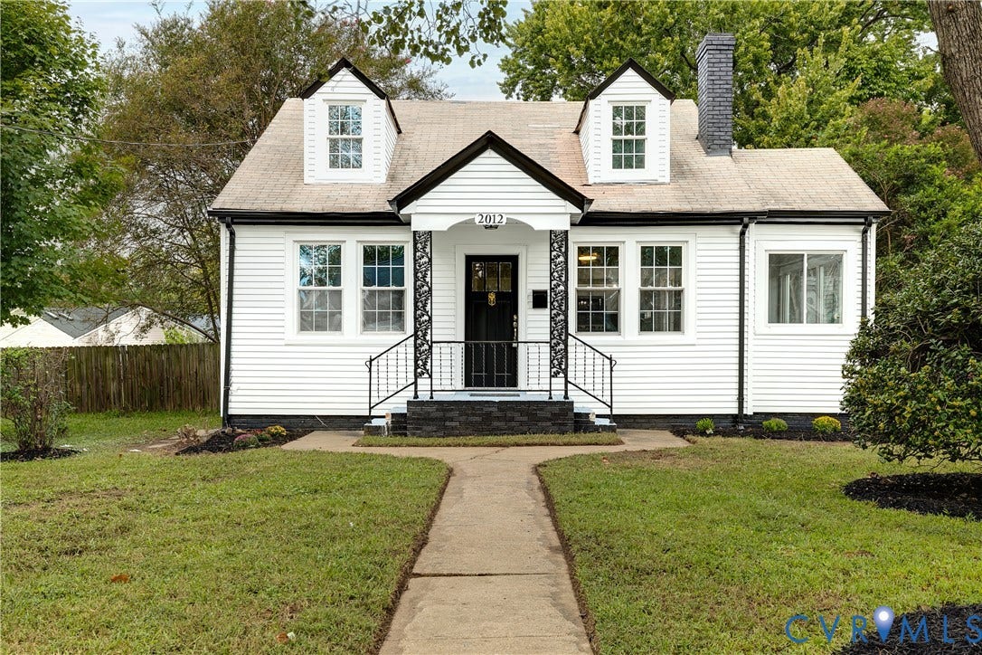 2012 Bailey Avenue, Richmond, VA 23231 White siding exterior with black trim accents