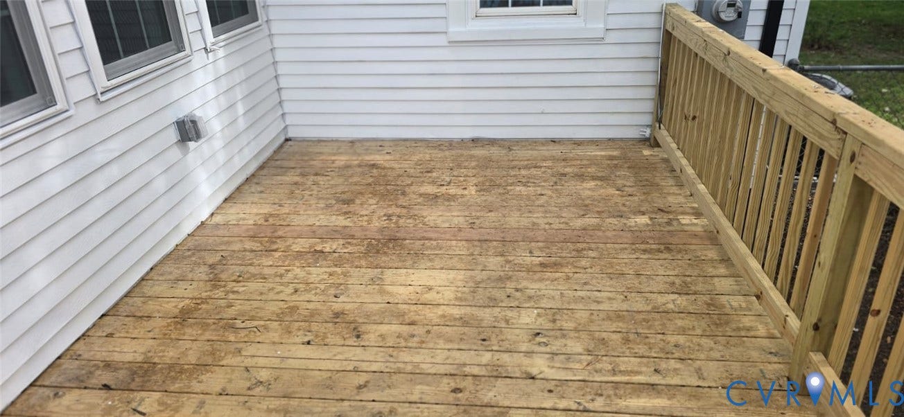 2012 Bailey Avenue, Richmond, VA 23231 Wood deck with natural finish, full wood railing, and vinyl siding exterior