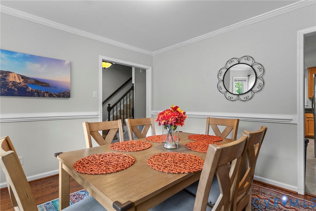 Crown molding and chair rail accents