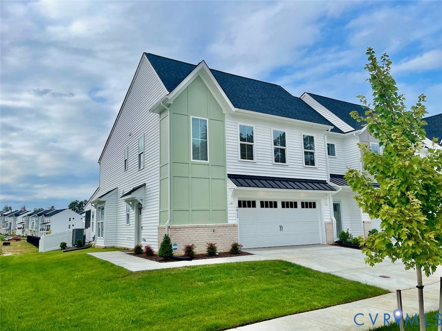 Property photo for 6812 Oasis Breeze Lane, Midlothian, VA