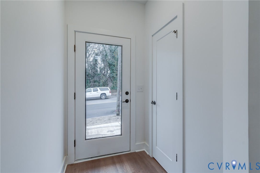 113 W 10th Street, Manchester, Richmond, VA 23224 Unit B entrance