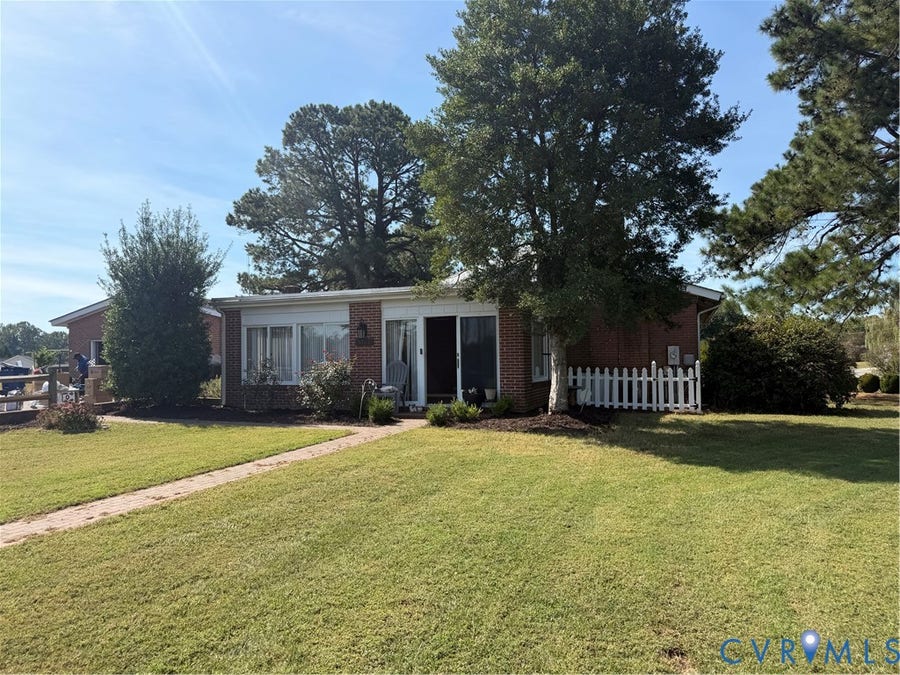 Property photo for 4702 Cedar Lane, Dinwiddie, VA