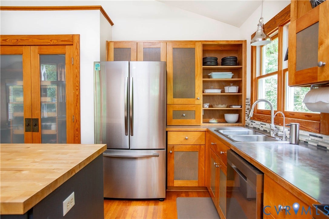 11880 Winterpock Road, Winterpock, Chesterfield, VA 23838 All new SS Appliances