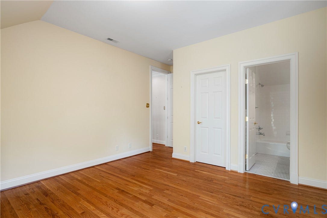 628 Cedar Run Road, Hermitage Country Club Area, Manakin Sabot, VA 23103 View toward the entrance, walk-in closet and ensuite bath