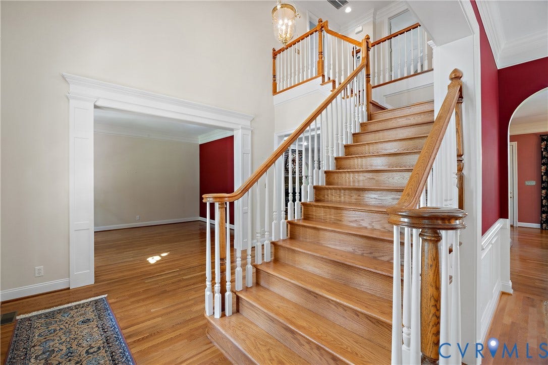 628 Cedar Run Road, Hermitage Country Club Area, Manakin Sabot, VA 23103 View into the living room