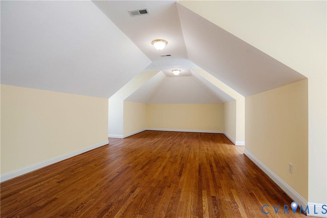 628 Cedar Run Road, Hermitage Country Club Area, Manakin Sabot, VA 23103 Incredibly versatile space for a playroom, media room, gym equipment or all of the above!