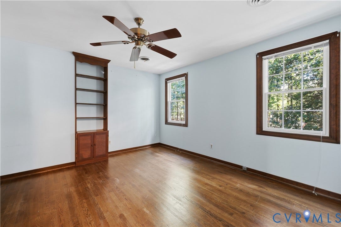 2725 Queenswood Road, Salisbury, Midlothian, VA 23113 Hardwood flooring, large closet, ceiling fan, and bookcase.