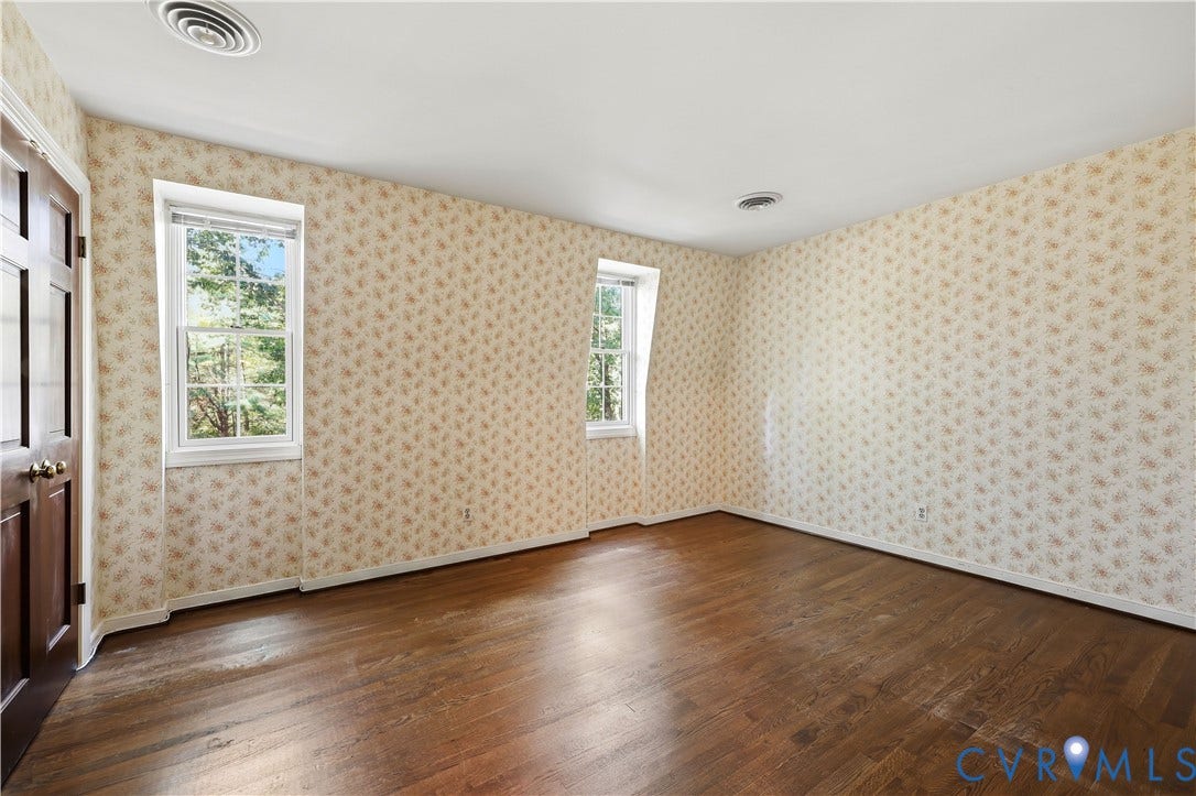 2725 Queenswood Road, Salisbury, Midlothian, VA 23113 Hardwood flooring and closet.