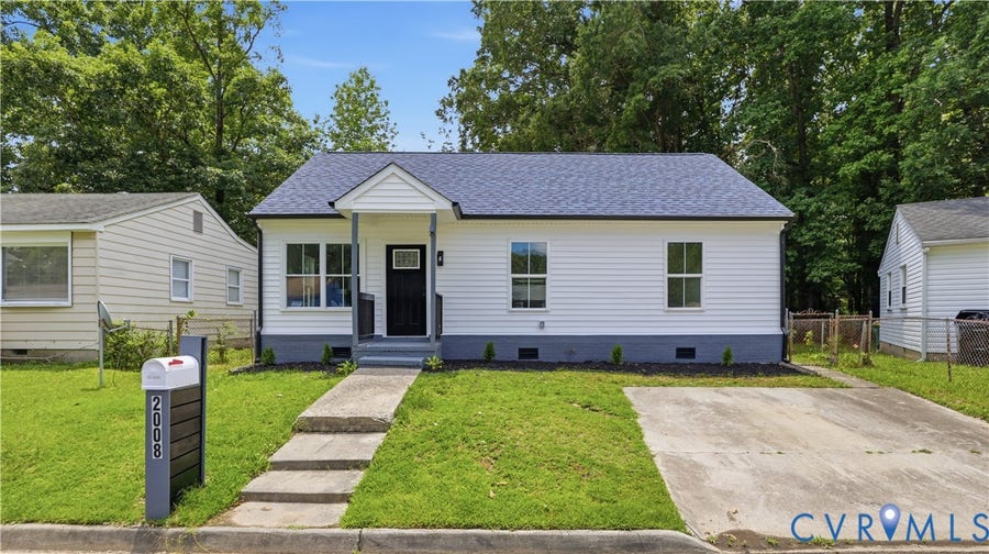 Property photo for 2008 New York Avenue, Hopewell, VA